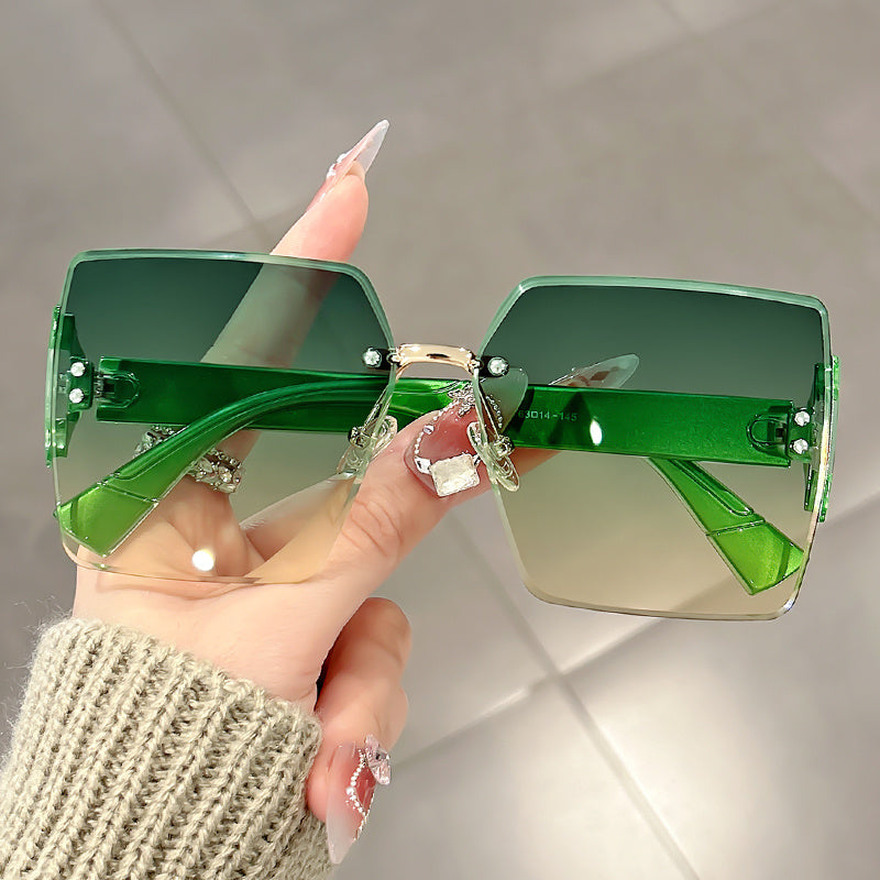 301efc2e07dc342f7db3e3480ec0e7b5