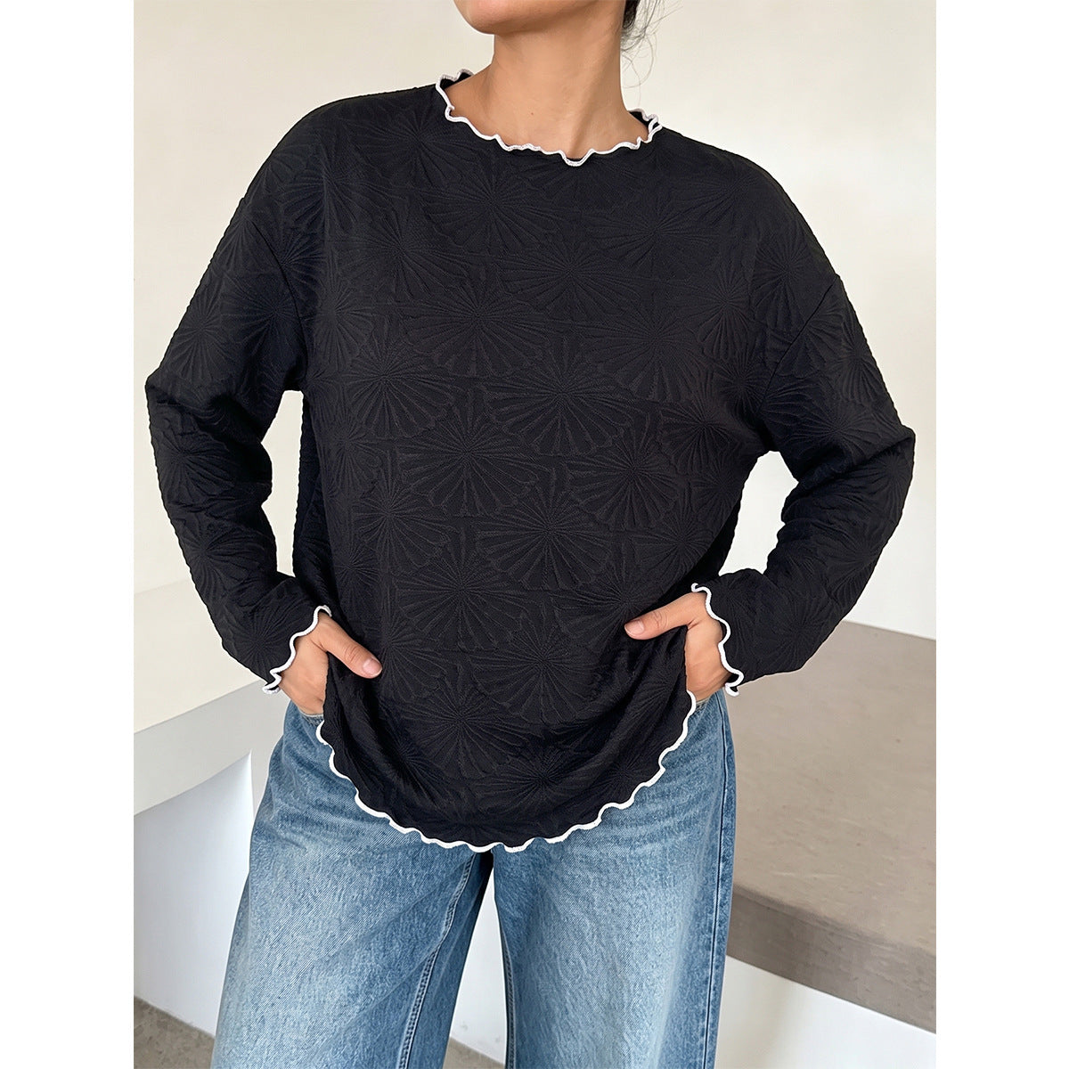 Loose-fitting Crew-neck Long-sleeve T-shirt For Women