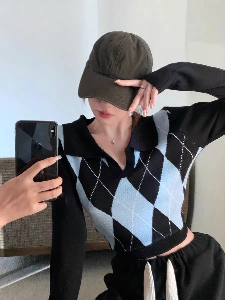 College Style Diamond Knit Sweater Women